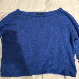 blue cropped sweater!